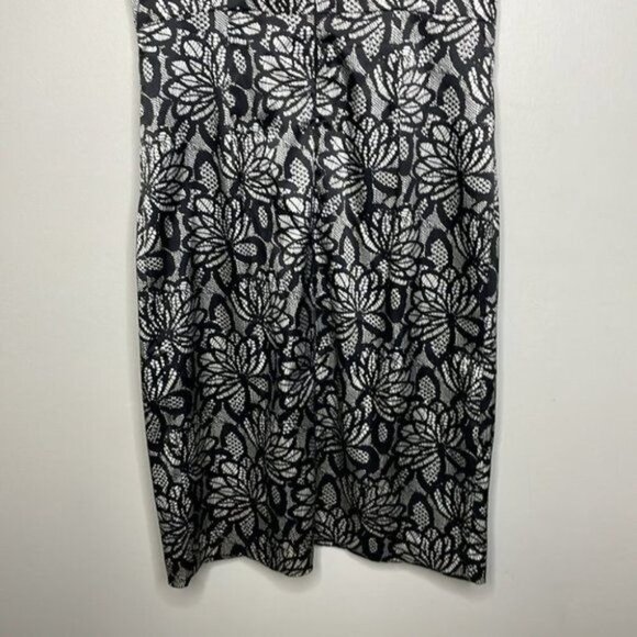 Maggy London Size 6 Black White Floral Lace Print Satin VNeck Sheath Event Dress - Picture 8 of 10
